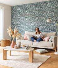 Load image into Gallery viewer, Chloe | Essentiel - Caselio