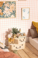 Load image into Gallery viewer, Victoria | Let's Go Girls! - Caselio