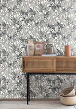 Load image into Gallery viewer, Hiding | Moonlight II - Caselio