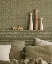 Load image into Gallery viewer, Solange
