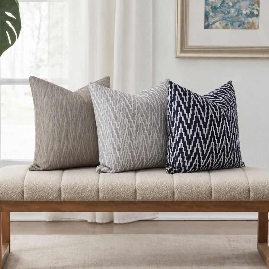 Outdoor Pillow Cover 20" x 20" - Running - Feather 02