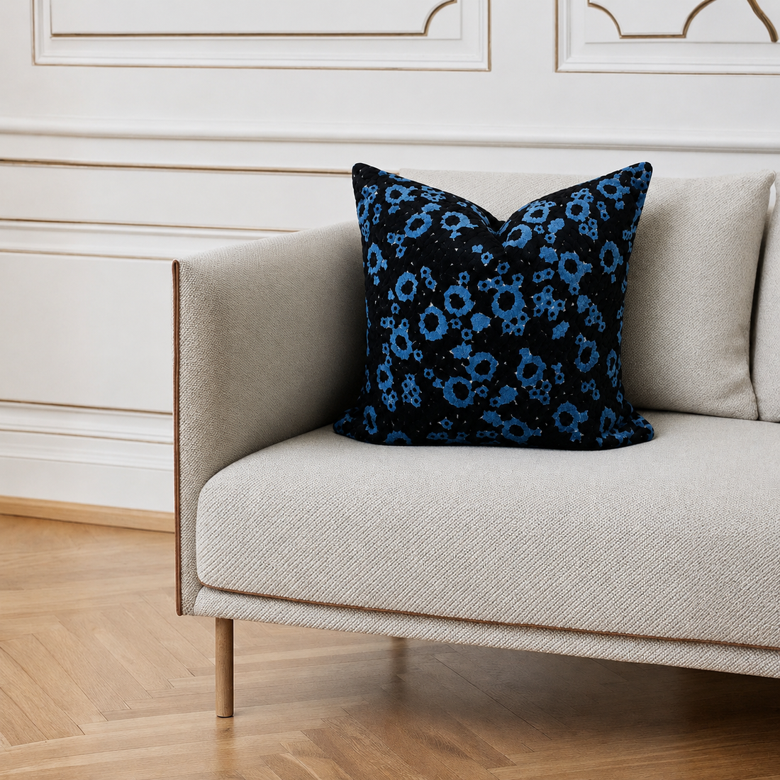 Square Pillow Cover 20" x 20" - Marais tresor 4 / Velvet - Chester 19