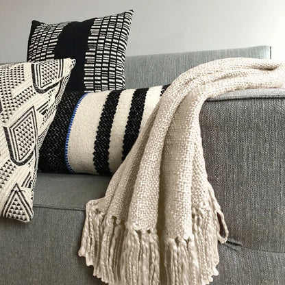 Throw - Ivory white solid